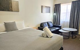 Ascot Lodge Motor Inn